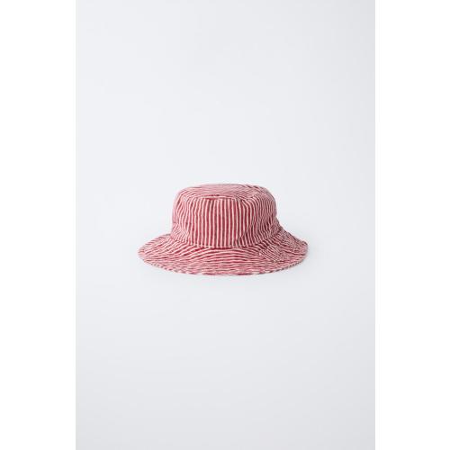 STRIPED BUCKET HAT WITH HEART PATCH - Red / White | ZARA United States