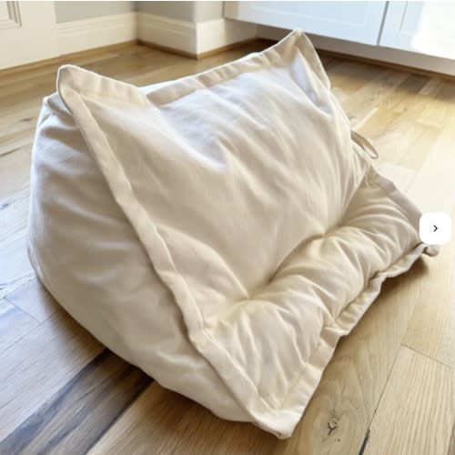 Peekaboo Pillow | Deluxe