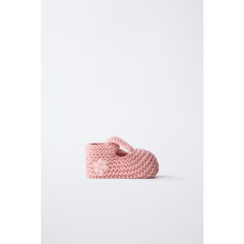 TIED BOOTIES