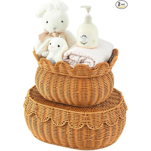 Juexica 2 Pcs Scalloped Rattan Baskets, Baby Diaper Caddy, Imitation Woven Rattan Wicker Storage Baskets Plastic with Lid for Nursery Storage Organizer Bathroom Decor (Dark Brown,Small,Medium)