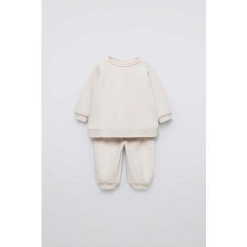 SWEATSHIRT AND JOGGER PANTS SET - Light beige | ZARA United States