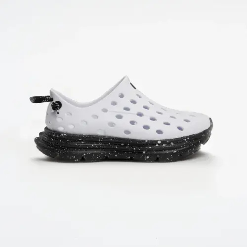 Kane Kids White/Black Speckle Revive Shoe