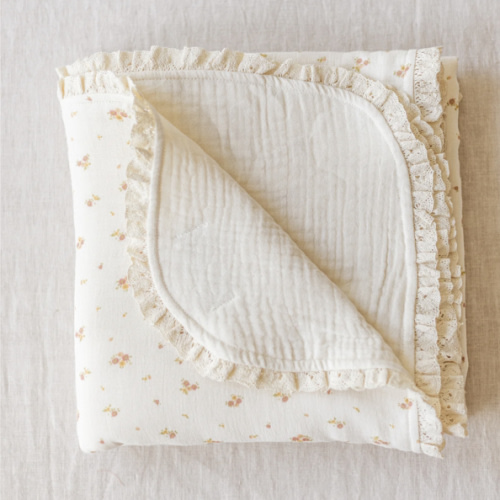 Muslin Blanket / Vintage Old Rose Floral – EvelinaApparel