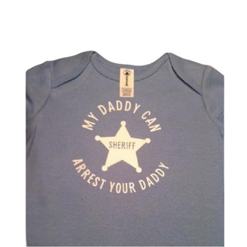 Daddy Sheriff Baby Onesie ® : Funny Infant One Piece Bodysuit Arrest Police