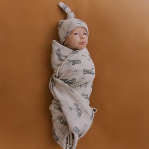 Makemake Organics Organic Swaddle Blanket & Hat Set - Airplanes