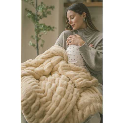 Hugs Honey Butter Plush Blanket