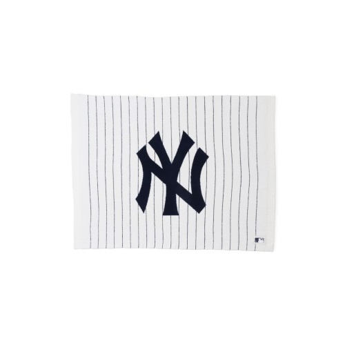 CozyChic® New York Yankees Throw Blanket