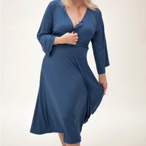 Amelia Labor & Postpartum Gown in Midnight Blue – Lila (Standard Fit)