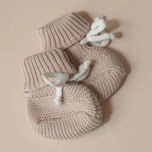 Knit Booties with white tie in Tan