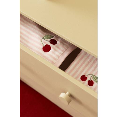EMBROIDERED-DETAIL BATH TOWEL