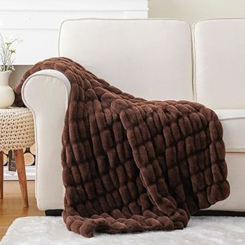 BATTILO Super Soft Faux Fur Throw Blanket for Couch, 50"x60", Double Side