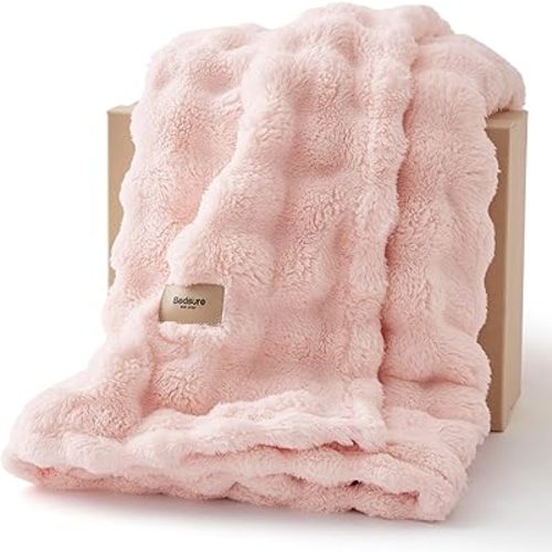 Bedsure 3D Fleece Bubble Blanket for Couch - GentleSoft Pink Throw Blanket for Sofa Bed Room Decor - Luxury Soft Cozy Spring Gifts for Girls Women, Lightweight, All Seasons, Crystal Pink, 50"×60"