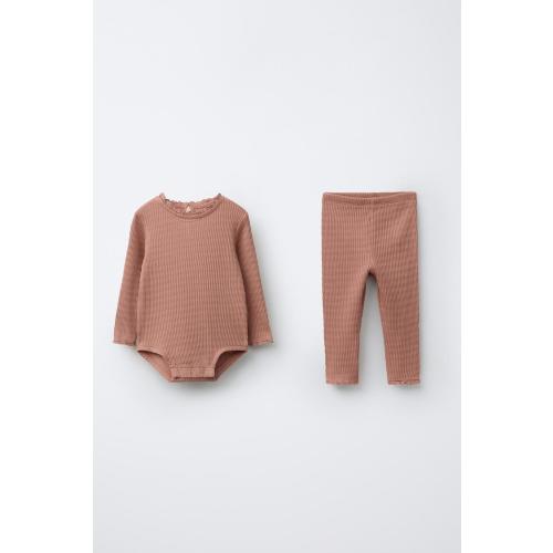LACE TRIM BODYSUIT AND LEGGINGS SET - Chalk pink | ZARA United States