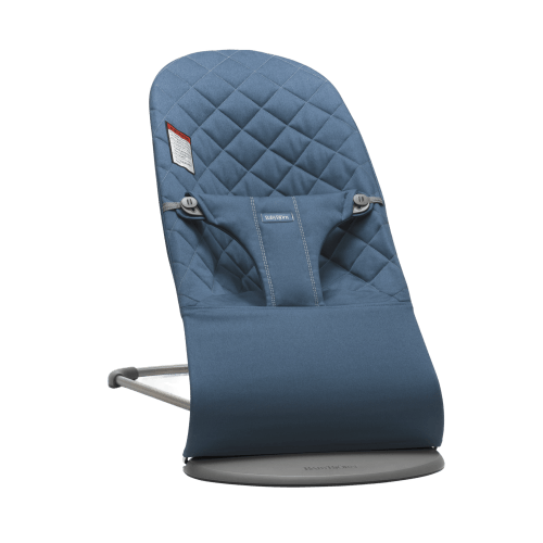 Bouncer Bliss: Midnight blue - Woven, Classic quilt