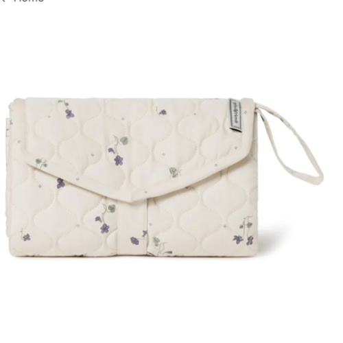 Viola travel changing mat