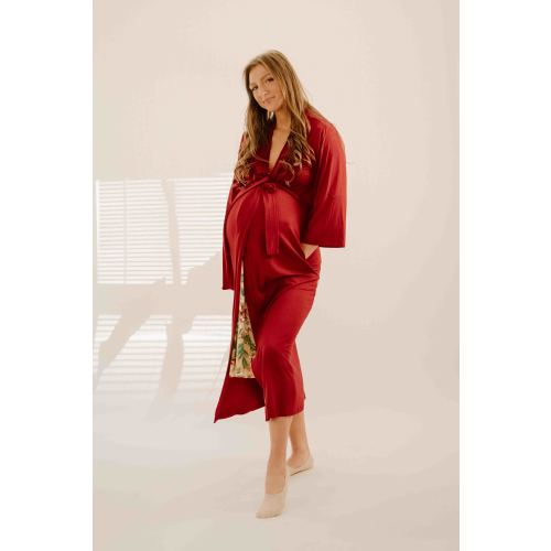 Robes in Crimson – Lila