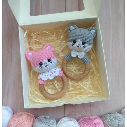 Crochet cat rattle toy Nursery cat decor neutral expecting mom Baby announcement gift Baby shower New mom baby toy New parent Newborn basket