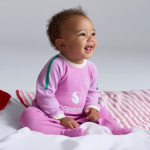 Manchester United Baby 26/27 Goalkeeper Sleepsuit Pink