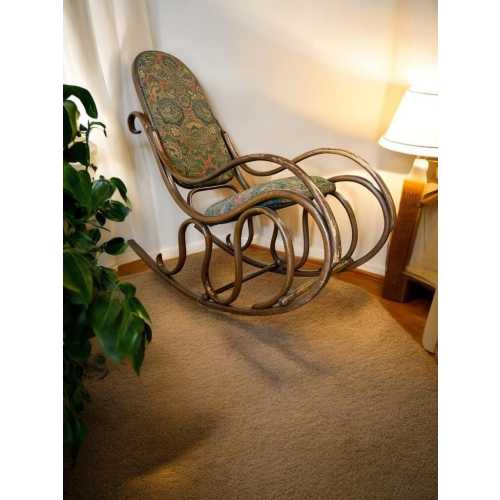 vintage rocking chair in Thonet style