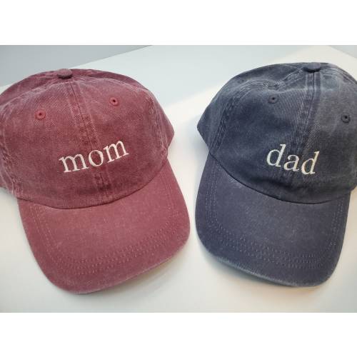 Mom and Dad Baseball Caps, Pregnancy Announcement Hats, Set of 2 Pigment dyed Vintage Style Caps,Baby Shower Gift, Mom Dad to Be, dad hat