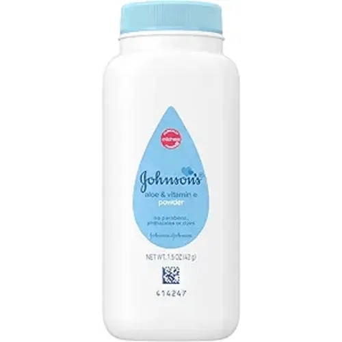 Johnson's Baby Cornstarch Baby Powder with Aloe and Vitamin E for Delicate Skin, Hypoallergenic, No Addded Parabens, and Dyes for Gentle Baby Skin Care, Baby Essentials, 1.5 oz