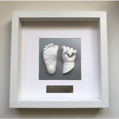 Babies Hands & Feet Casting Kit and Frame Display - (Produce 4 individual castings) - *Suitable for 0-3 years old*