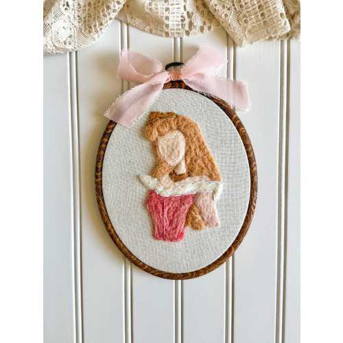 Aurora Inspired Nursery Decor, Sleeping Beauty Needle Felt Hoop, Personalized Princess Name Sign, Baby Girl Nursery Wall Art, Princess Decor