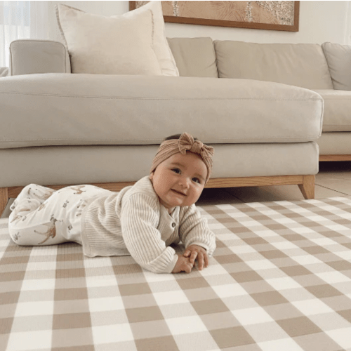Gingham Play Mat - Latte – Munchkin & Bear