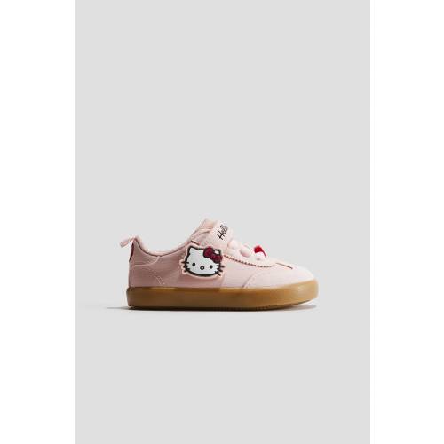 BAREFOOT SNEAKERS