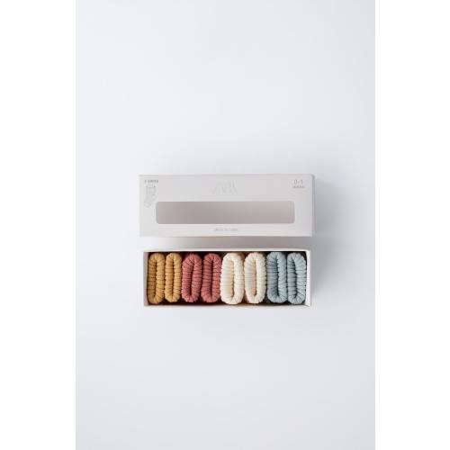 FOUR-PACK OF SOCKS WITH COLORED BOX - Multicolored | ZARA United States