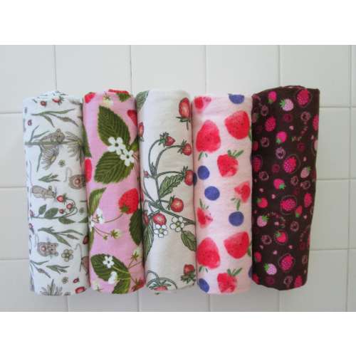 Strawberry Blanket Summer Flannel Baby Blankets Strawberry Mouse Blossoms Chocolate Blueberry Swaddling Receiving Blanket Toddler Throw 2025