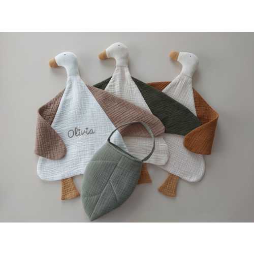 Personalized Muslin Goose Lovey, Silly Goose Sensory Cloth, Organic Cotton Security Blanket with Leaf Purse