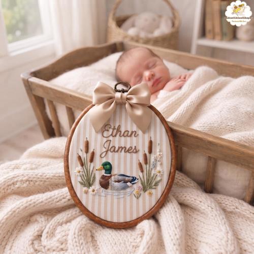 Embroidered Mallard Duck Baby Name Baby Hoop, Custom Mallard Duck Baby Nursery Wall Art, Floral Baby Name Announcement, Baby Shower Gifts