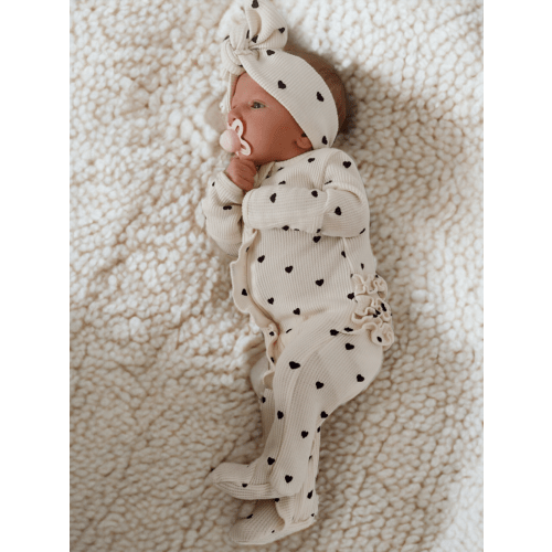 Organic Waffle 2-Way Zip Ruffle Footie, Black Heart