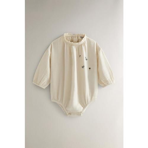 COTTON MUSLIN BABY ROMPER - Cream | ZARA United States