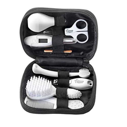Tommee Tippee Closer to Nature Healthcare & Grooming Kit
