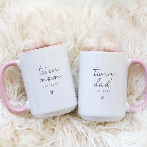 Twin Mom Dad Personalized Mug Gift Future Parents Est 2025 2026 Gifts Custom Baby Shower Present First Time Mama Papa of Twins Keepsake Cup