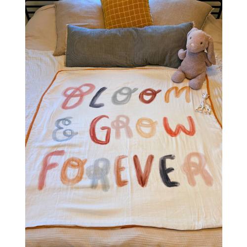 Bloom and Grow Bamboo/Cotton Muslin 8-Layer Quilt