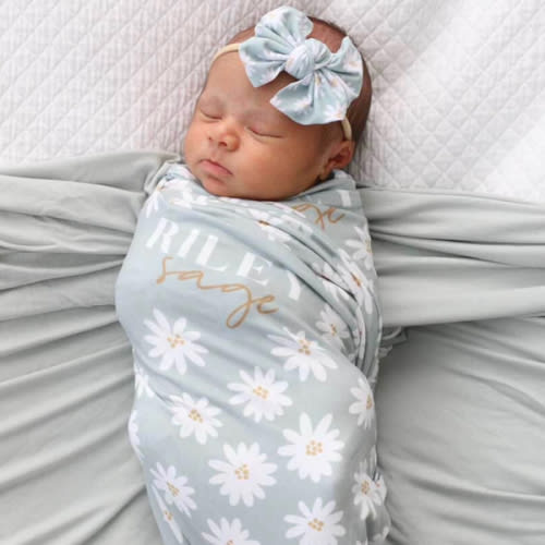 Soft Green Daisy Personalized Swaddle Blanket