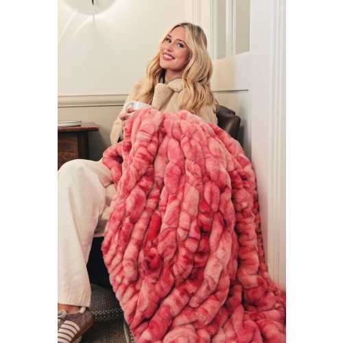 Hugs Raspberry Swirl Plush Blanket