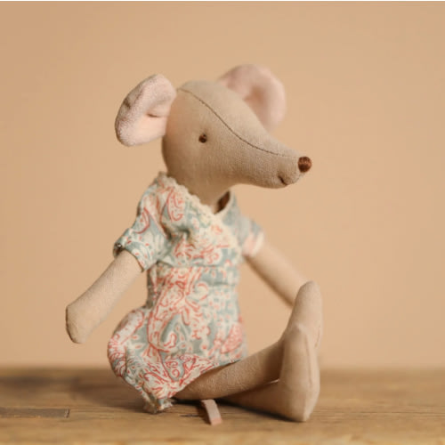 Maileg Mum Mouse In Light Dress– Odin Parker