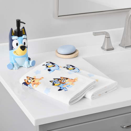 Bluey 3-Piece Bath Set, 2pk Hand Towel & Sculpted 5.5" Lotion Pump, Cotton, Poly-Resin, Blue, BBC Studios