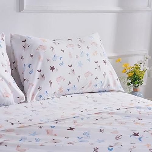 Sea Animal Queen Sheets Fish Whale Underwater World Cute Cozy Fun Queen Bed Sheet Set for Kids Girls Boys Children - Kids Bed Sheet Collection - Deep Pocket, Wrinkle Free and Soft Bedding - 4PC
