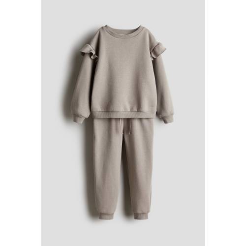 2-PIECE SWEATSUIT