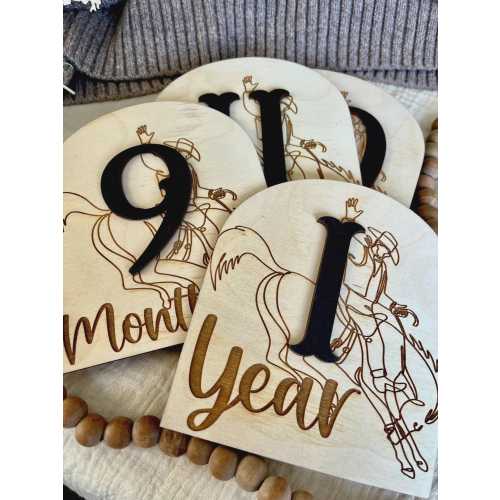 Cowboy Baby Monthly Milestones Set, Western Milestone Markers for Baby Photos, Rustic Nursery Photo Prop
