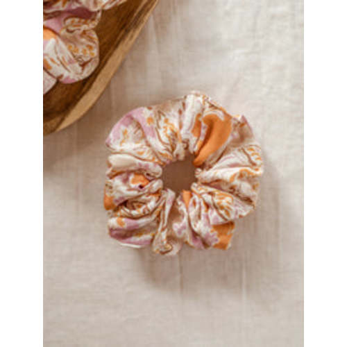 Malia dress / Ivory & Blush Flowers – EvelinaApparel