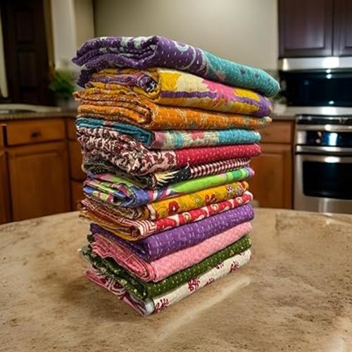 Indian Handmade Vintage Kantha Quilts Tribal Kantha Cotton Bed Cover Throw Assorted Patches Made Rally Reversible Bedspread Throw Cotton Sari Patches Blanket (5 pcs)