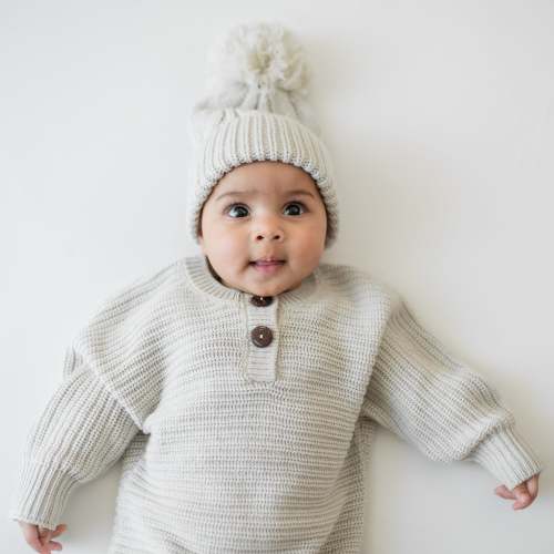 Chunky Cable Knit Beanie in Oat