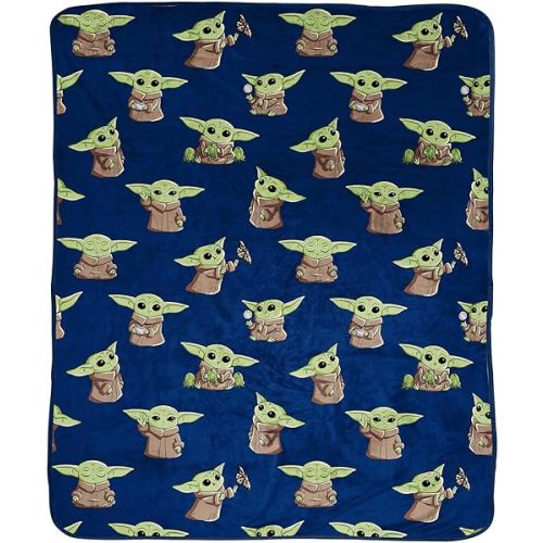 Jay Franco Star Wars The Mandalorian Plush Throw Blanket - Measures 50 x 60 Inches - Kids Super Soft Fleece Bedding Features Baby Yoda, Grogu