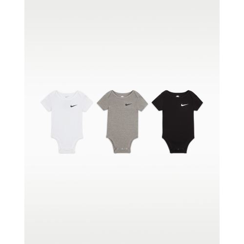 Nike Mini Me Baby Bodysuits (3-Pack). Nike.com
